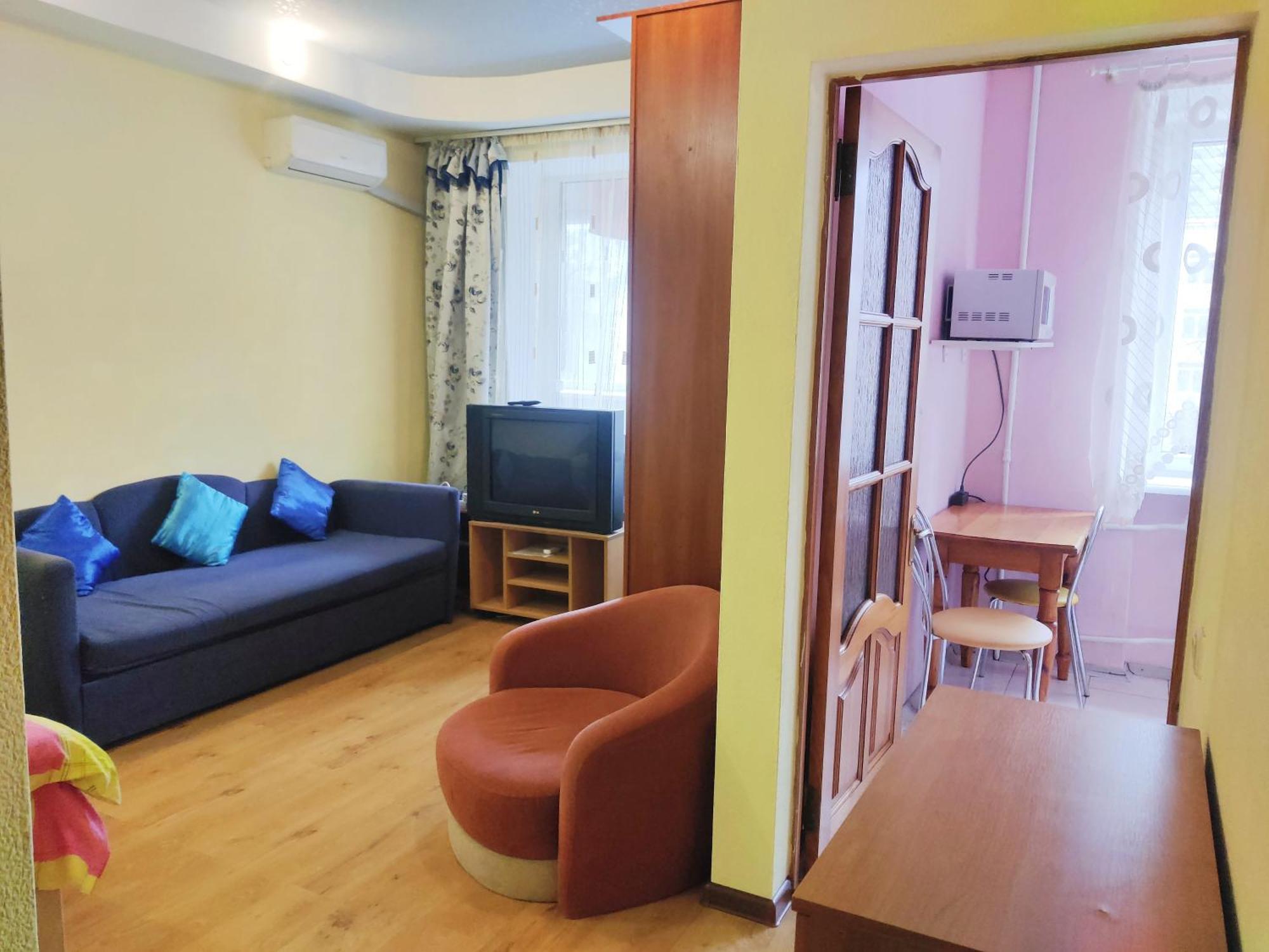 קייב Apartment On Peremogy Square מראה חיצוני תמונה